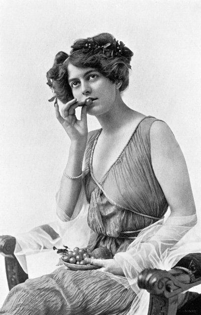 Irene Warren, 1908-1909 - Alfred Ellis and Walery