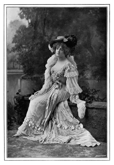 Marie Studholme, actrice de théâtre anglaise, 1901 - Alfred Ellis and Walery