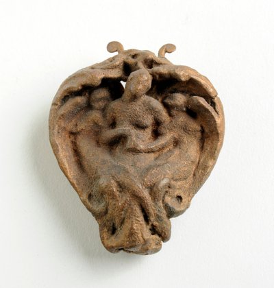 Maquette pour un pendentif avec le Christ mort soutenu par deux anges - Alfred Gilbert