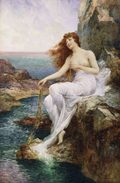 Une nymphe de mer assise sur un rocher avec un ruban d