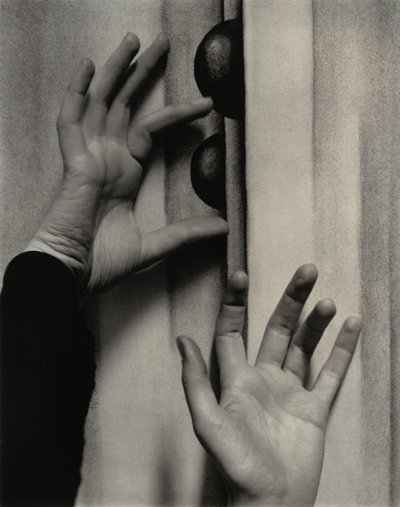  - Alfred Stieglitz