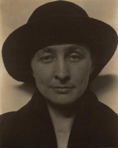  - Alfred Stieglitz