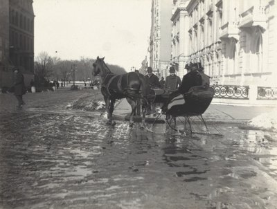 Dimanche, Fifth Avenue et 57th Street, New York - Alfred Stieglitz