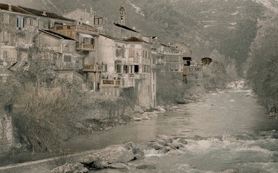 Vallée de la rivière près de Soaorge, 2018 (photographie peinte à la main) - Alice Gur-Arie