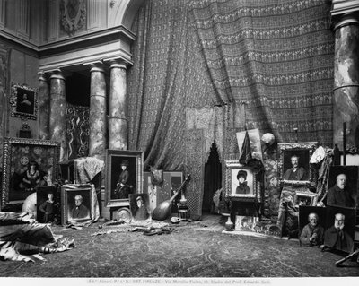Atelier du peintre florentin Eduardo Gelli, Via Marsilio Ficino 10, Florence (photo n/b) - Fratelli Alinari