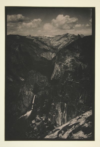 Yosemite : Cascade lointaine - Alvin Langdon Coburn