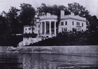 Gwinn, Front du lac - American Photographer (after)