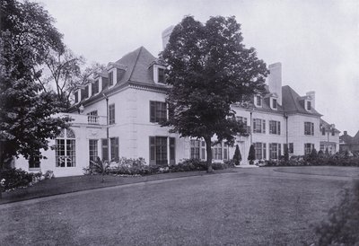 Charles A Platt : Maison dans le Connecticut, façade nord - American Photographer (after)