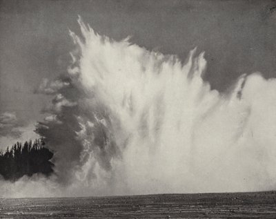 Geyser Excelsior, vallée de Yellowstone, Wyoming (photo n/b) - American Photographer (after)