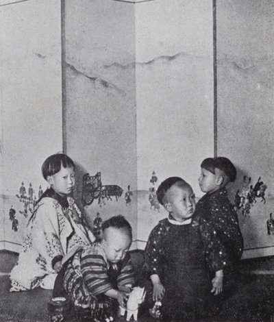 Bébés japonais en train de jouer - American Photographer (after)