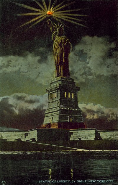 Statue de la Liberté, New York, USA - American Photographer (after)