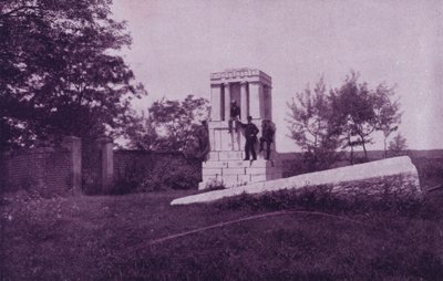 Tombeau sur la tombe de la mère de Washington, à Fredericksburg, Virginie - American Photographer (after)