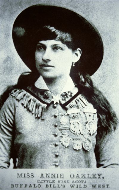 Annie Oakley (1860-1926) - American Photographer