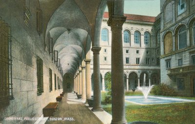 Cour de la bibliothèque publique, Boston, Massachusetts, États-Unis (photo couleur) - American Photographer