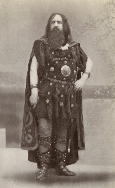 Edouard de Reszke, dans le rôle de Hagen, dans "Gotterdammerung" (photo n/b) - American Photographer