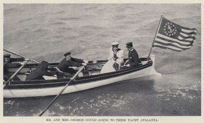 M. et Mme George Gould se rendant à leur yacht Atalanta - American Photographer