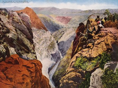 Au bord des gorges royales (photo couleur) - American Photographer