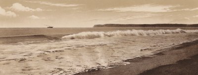 San Diego : Surf à Coronado Beach, Point Loma au loin, San Diego (photo n/b) - American Photographer