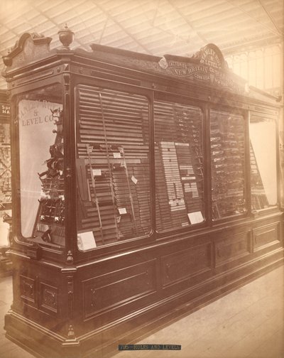 Exposition de Stanley Rule and Level Co., Exposition internationale du centenaire, Philadelphie, 1876 - American Photographer