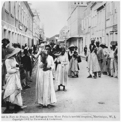 Rue à Fort-de-France avec des réfugiés après l
