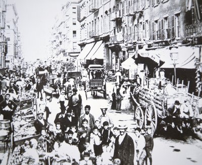 Marché de rue à Mulberry Street, Lower East Side, New York - American Photographer