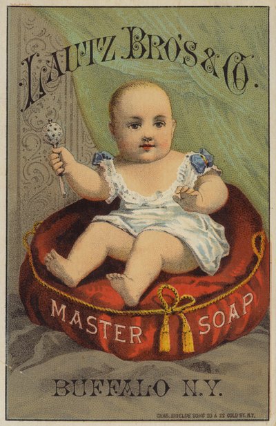 Bébé secouant un hochet - American School