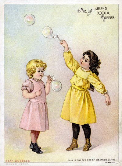 Filles soufflant des bulles - American School