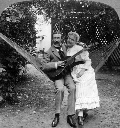 Le couple musical dans le hamac - American Stereoscopic Company