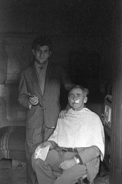 THE SHANGHAI NEIGHBORHOOD BARBER, Crotone - Ando Gilardi