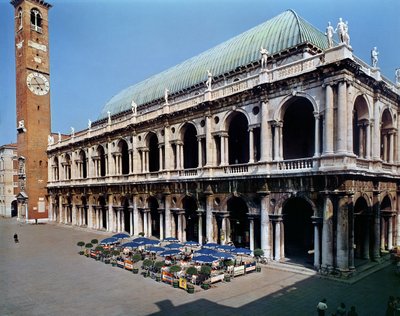 Vue de la façade de la Basilique Palladiana, construite de 1549 à 1614 - Andrea Palladio