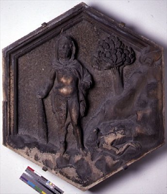 Caïn et Abel, carreau de relief décoratif hexagonal d