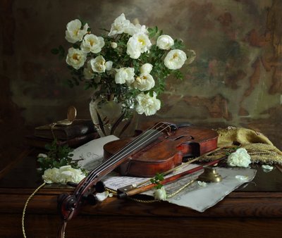 Des roses blanches et un violon - Andrey Morozov