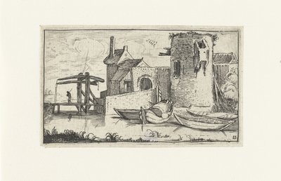 Bâtiment avec tour en ruine près d