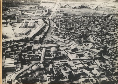 Ville (probablement) au Moyen-Orient, vue du ciel - Anonymous