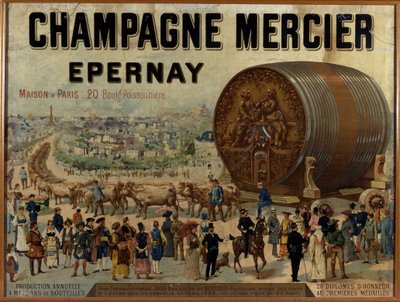 Grand tonneau de champagne exposé à l