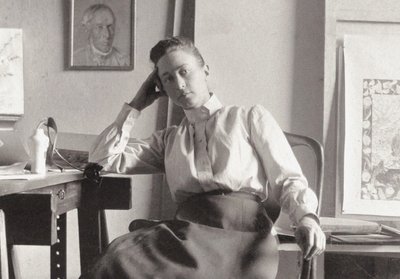 Hilma af Klint dans son atelier à Hamngatan, Stockholm, vers 1895 (photographie) - Anonymous Anonymous