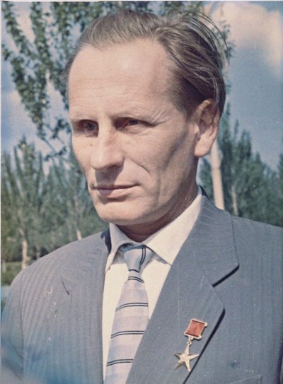 Mikhail Vasilyevich Melnikov (1919-1996), concepteur de moteurs de fusée - Anonymous Anonymous
