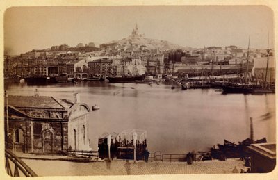 La ville de Marseille et ses environs vers 1885-1890 : Le vieux port et Notre-Dame de la Garde - Anonymous Anonymous