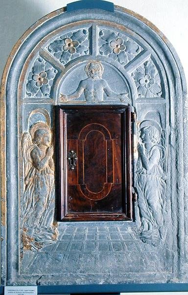 Christ en majesté au-dessus de la porte du paradis, flanqué de deux anges, c.1470-80 - Antonio (attr. to workshop of) Rossellino