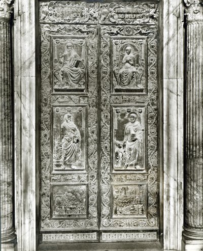 Panneau de porte en relief décoré de scènes du Christ, de la Vierge, de Saint Pierre et Saint Paul et de la vie du Pape Eugène IV - Antonio Filarete