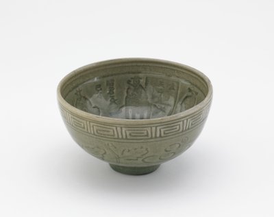 Bol de service dans le style de la céramique Longquan, début du 19ème siècle - Aoki (attr. to) Mokubei