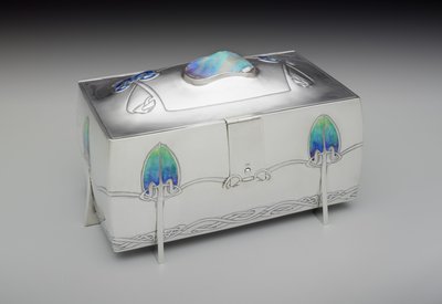 Boîte (modèle 652 variante) - Archibald Knox