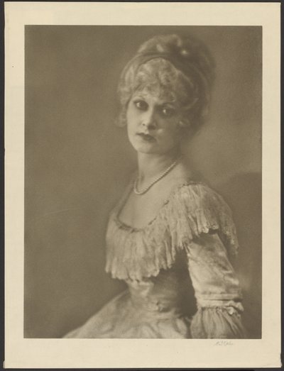 Une dame à l