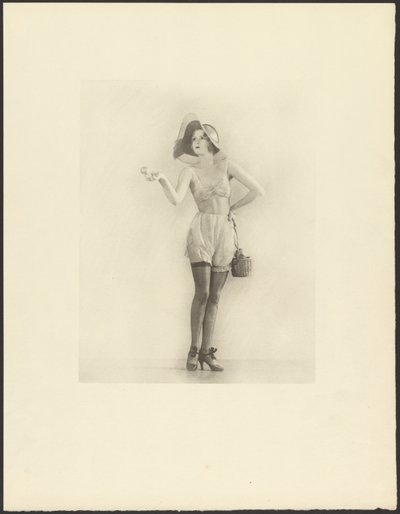 [Femme en lingerie] - Arthur F. Kales