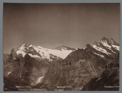 Vue sur le Wetterhorn, le Berglistock et le Schreckhorn dans les Alpes bernoises - Arthur Gabler