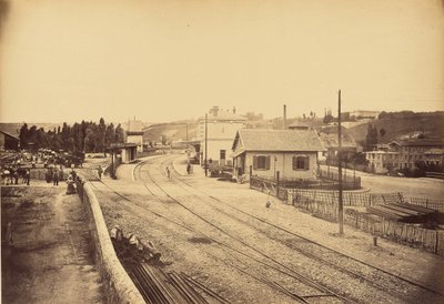 Passage à Niveau et Station, à L
