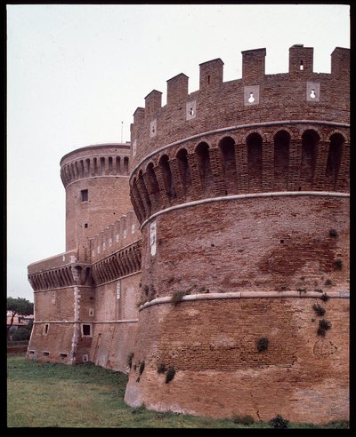 Art médiéval : vue du château du Pape Jules II réalisé par l