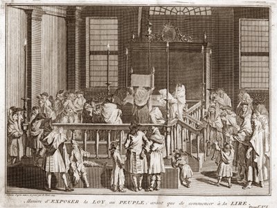 Judaïsme : exposition de la Torah dans une synagogue avant la lecture) Gravure de l