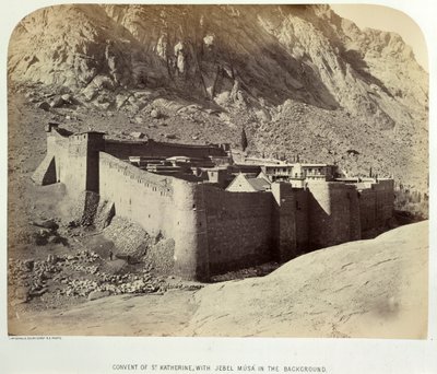 Couvent de Sainte-Catherine avec Jebel Mūsá en arrière-plan, de l