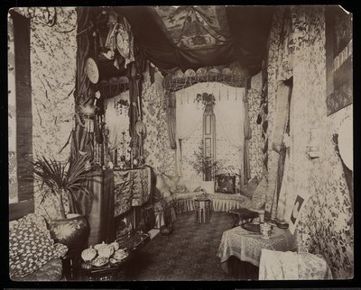 Un salon orné dans la résidence Blakely Hall au 11 West 45th Street, New York, 1896-98 (tirage gélatino-argentique) - Byron Company